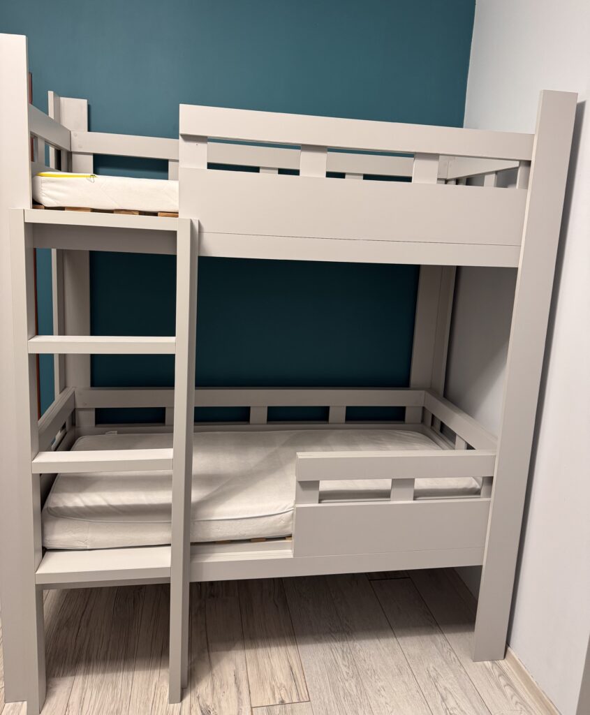 Łóżko piętrowe dla młodzieży - Warszawa